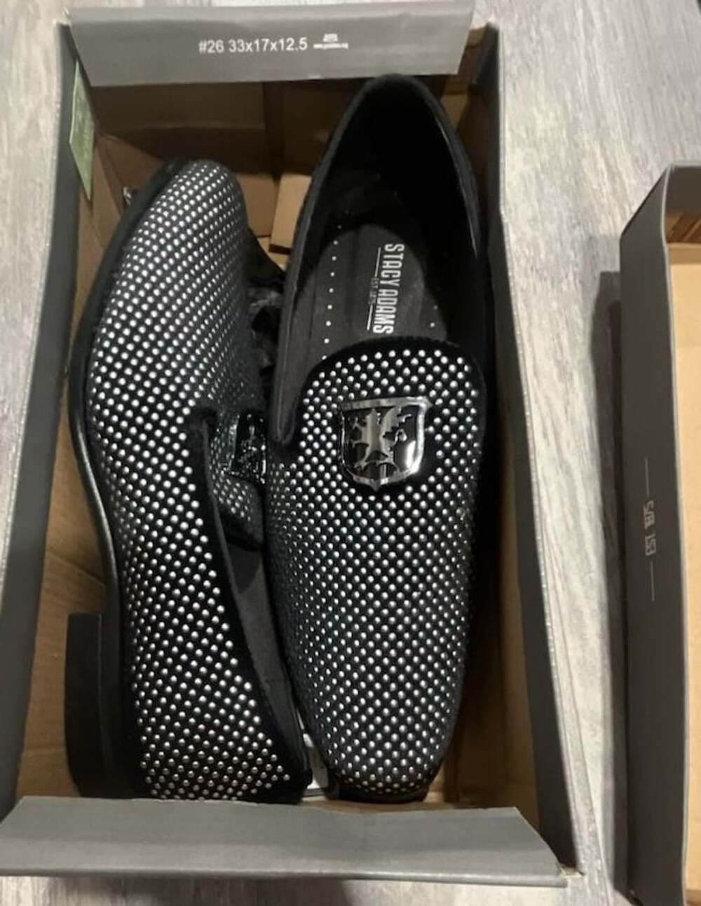 Stacy Adams Swagger Loafer Size 9.5 Black Silver Studded Slip-On